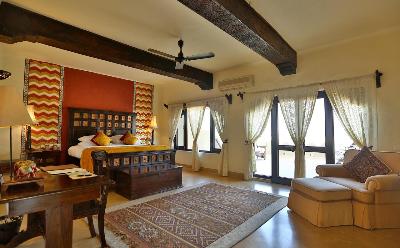 Mihir Garh Hotel Rohat Bagian luar foto