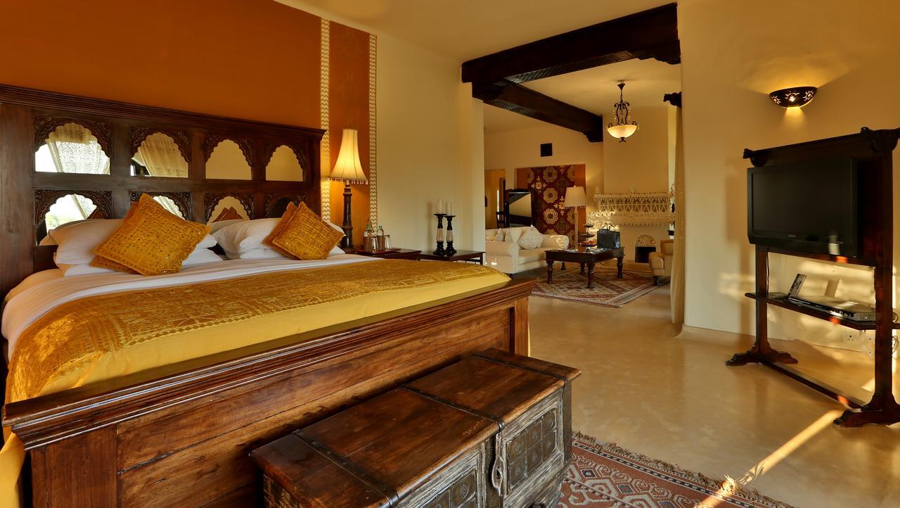 Mihir Garh Hotel Rohat Bagian luar foto