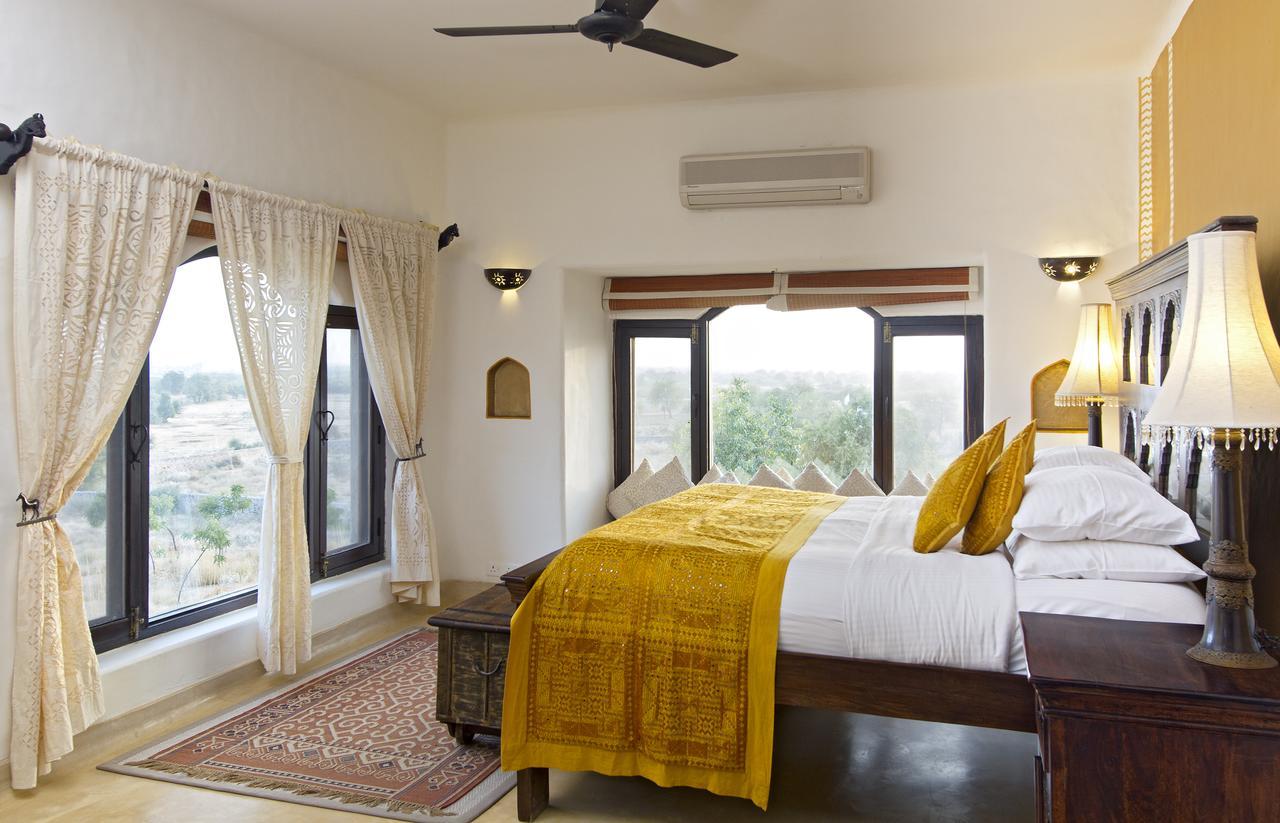 Mihir Garh Hotel Rohat Bagian luar foto